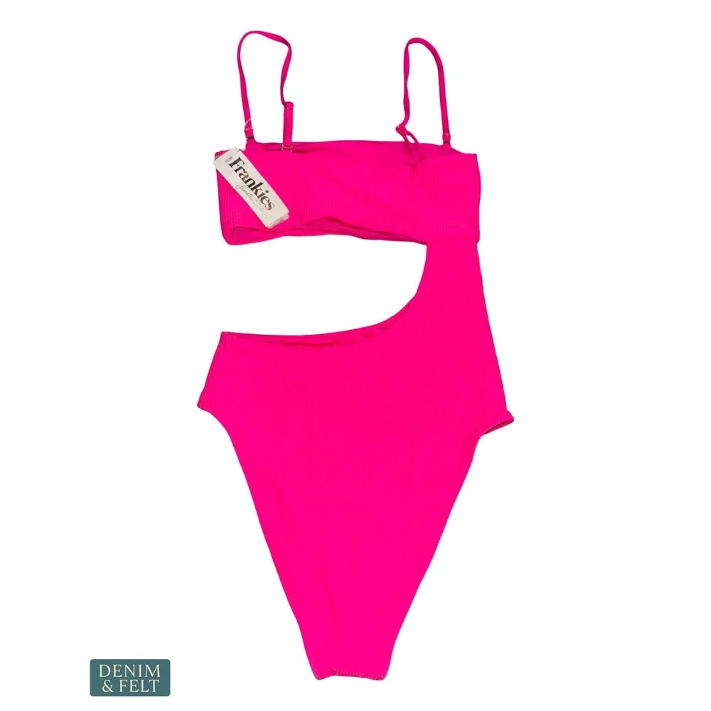 NEW Frankies Bikinis Carter Ribbed Cutout One Piece Swimsuit Pink Small